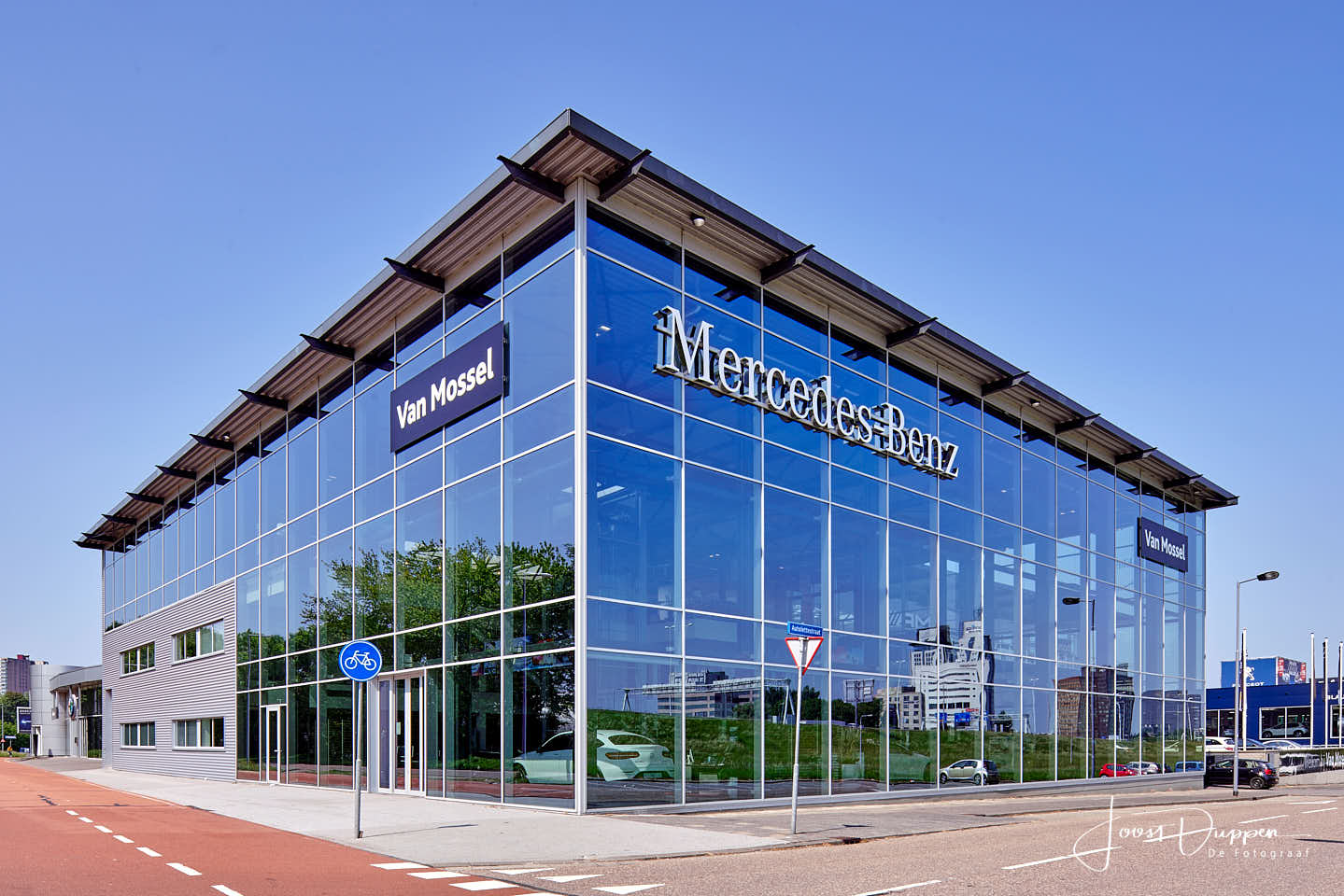 van mossel - mercedes - autostrada